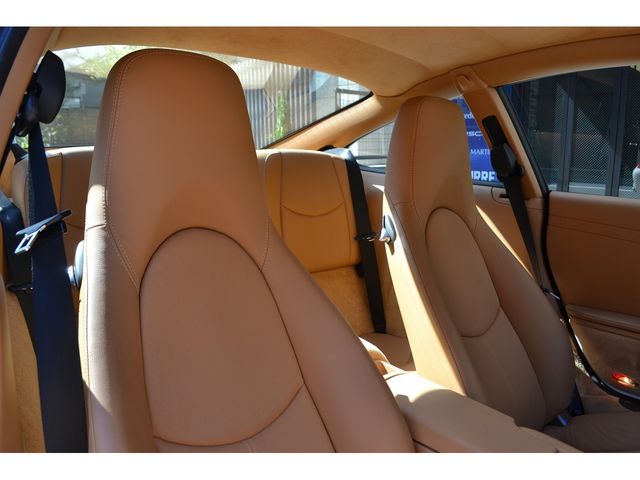 Porsche 911 2010-04 8362-11