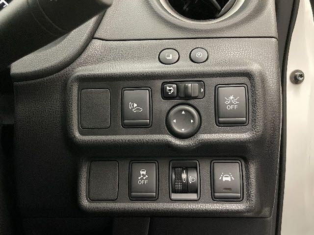 Nissan NOTE 2019-08 24265-19
