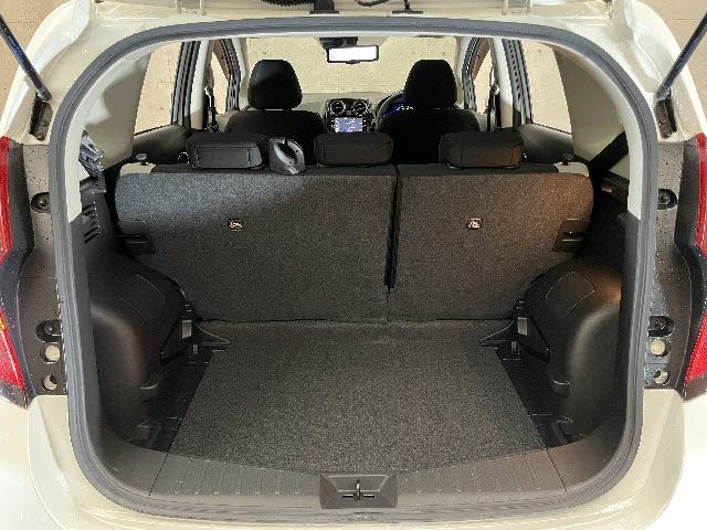 Nissan NOTE 2019-08 24265-13