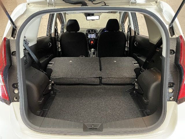 Nissan NOTE 2019-08 24265-14