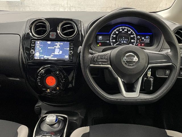 Nissan NOTE 2019-08 24265-1