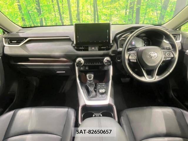 Toyota RAV4 2020-04 313180-1