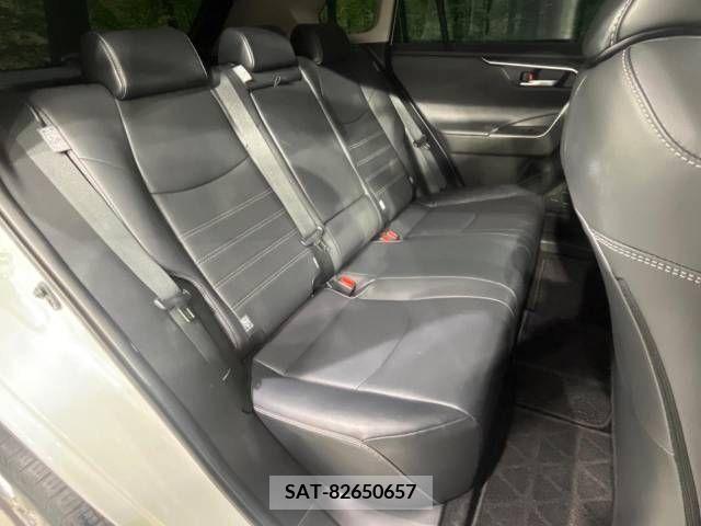 Toyota RAV4 2020-04 313180-9
