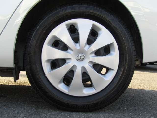 Toyota AQUA 2012-06 182421-8