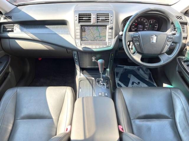 Toyota CROWN SEDAN 2009-07 21456-1
