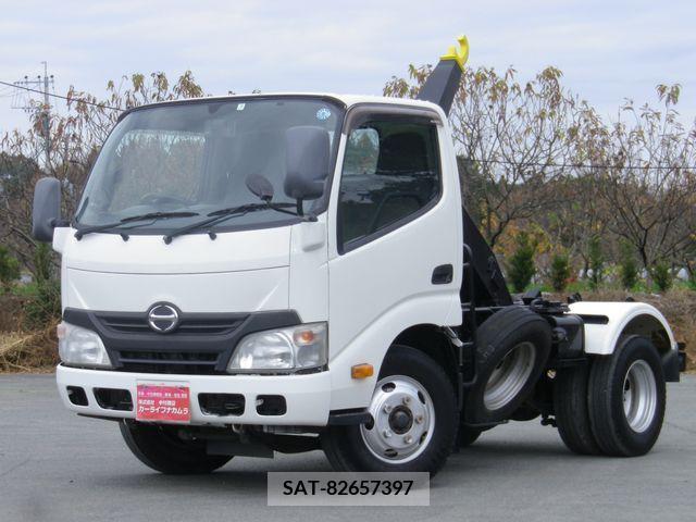Hino DUTRO 2013-03 296689-0