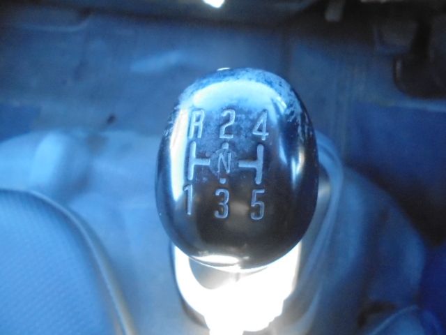 Isuzu ELF TRUCK 2008-12 251-18