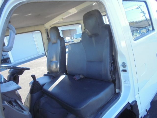Isuzu ELF TRUCK 2008-12 251-4