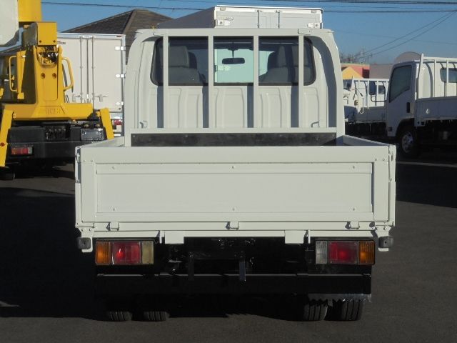 Isuzu ELF TRUCK 2008-12 251-26