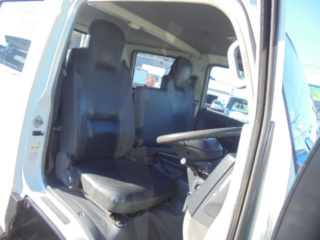 Isuzu ELF TRUCK 2008-12 251-11