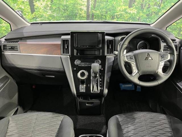 Mitsubishi DELICA D5 2023-05 28246-1