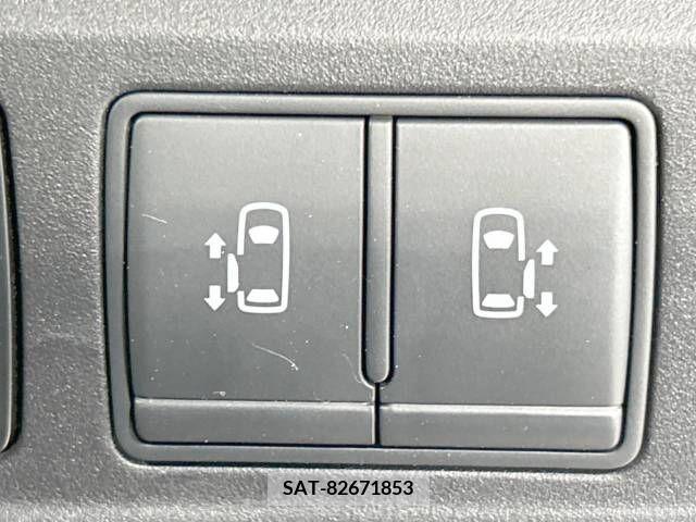 Nissan SERENA 2021-05 284125-2