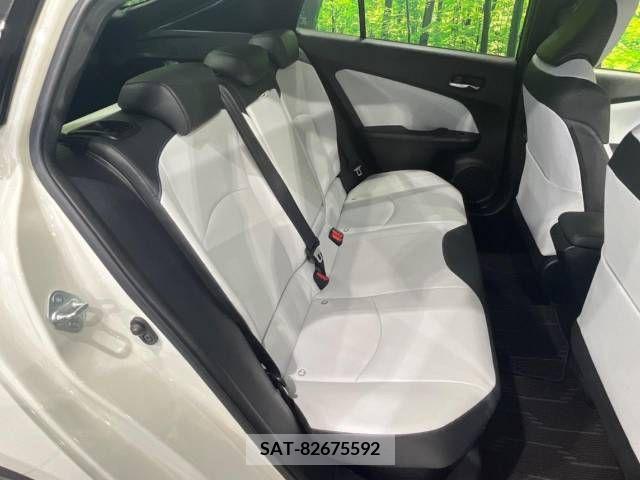Toyota PRIUS 2016-06 380077-12