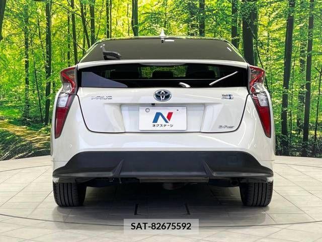 Toyota PRIUS 2016-06 380077-15