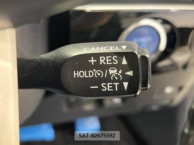 Toyota PRIUS 2016-06 380077-5