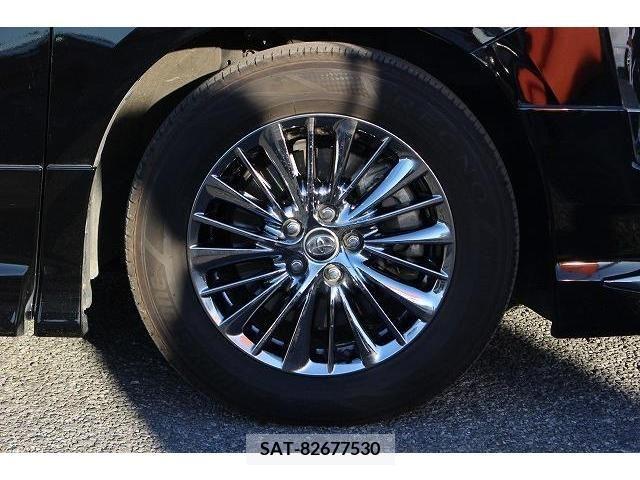 Toyota VELLFIRE 2018-04 208635-9