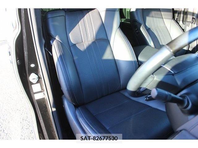 Toyota VELLFIRE 2018-04 208635-12
