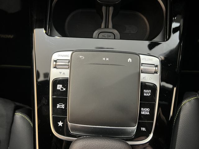 Mercedes Benz A-CLASS 2018-12 192767-7