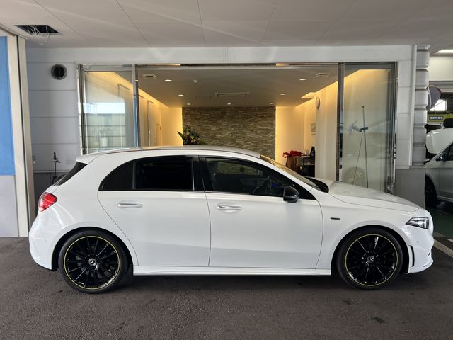 Mercedes Benz A-CLASS 2018-12 192767-2