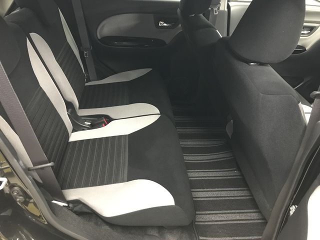 Daihatsu CAST 2017-04 189965-6