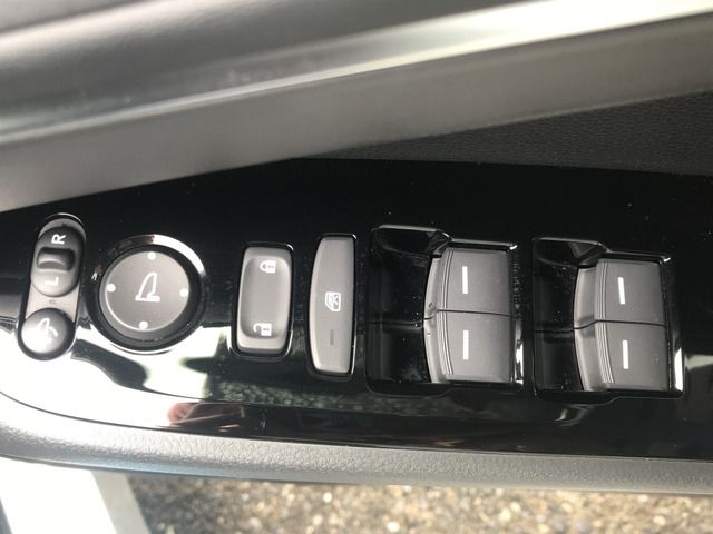 Honda VEZEL 2021-10 20508-19