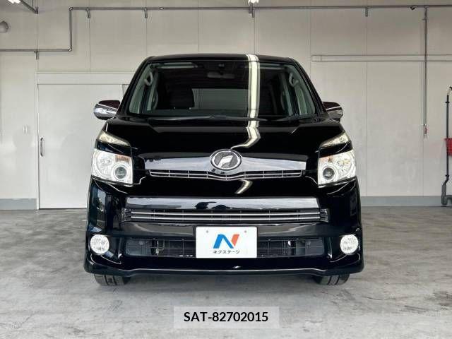 Toyota VOXY 2009-11 327833-14