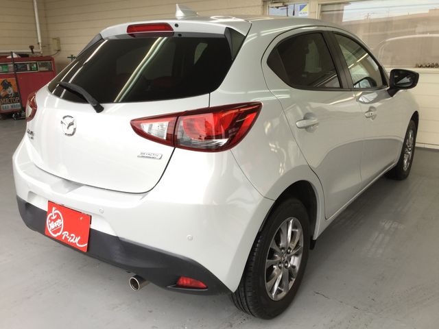 Mazda DEMIO 2018-11 192766-2