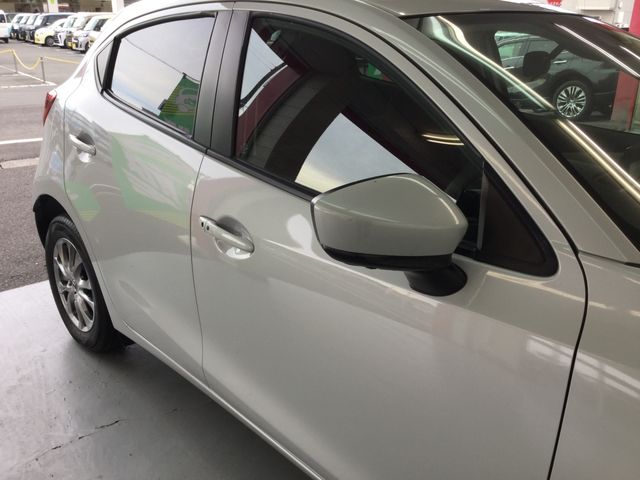 Mazda DEMIO 2018-11 192766-27