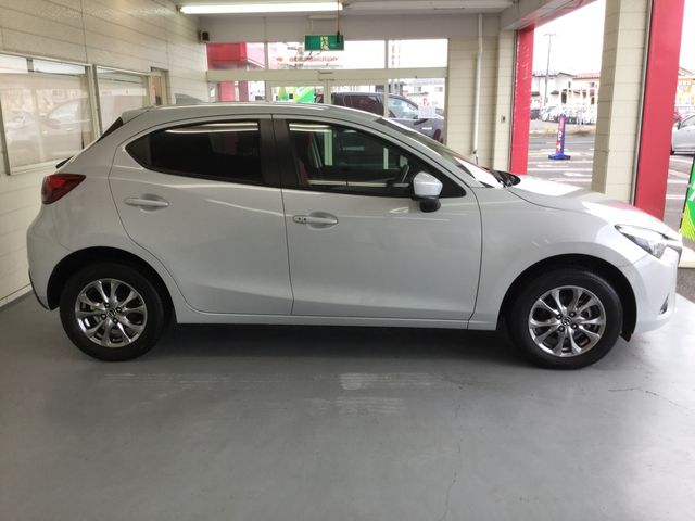 Mazda DEMIO 2018-11 192766-5