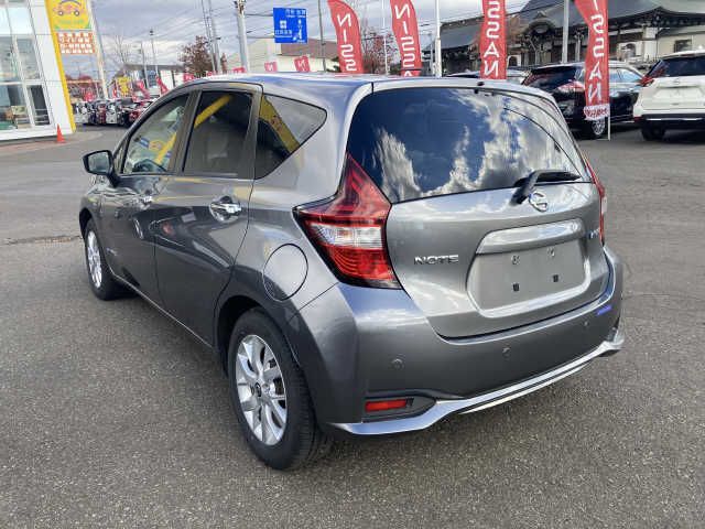 Nissan NOTE 2020-10 188610-2