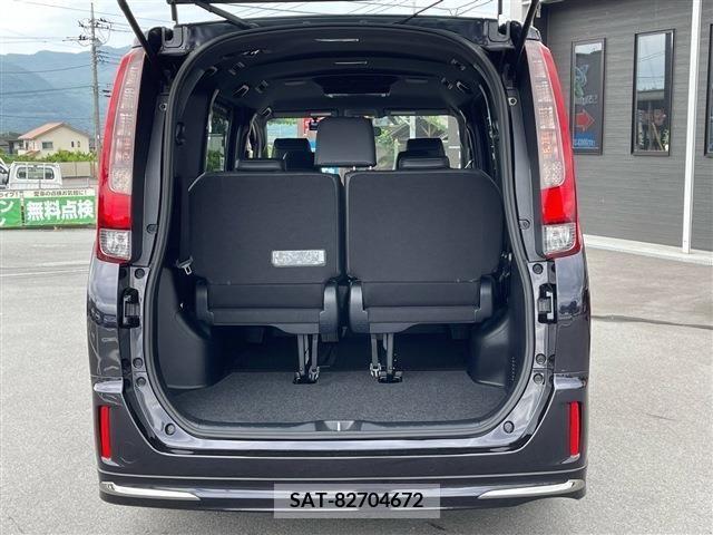 Toyota ESQUIRE 2017-06 272039-15