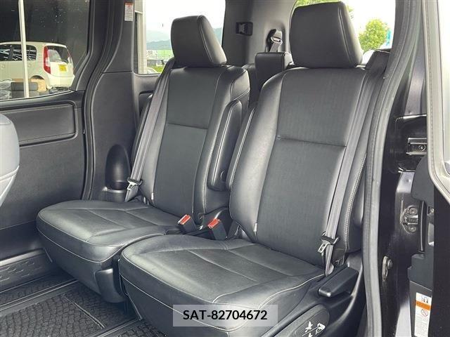 Toyota ESQUIRE 2017-06 272039-12