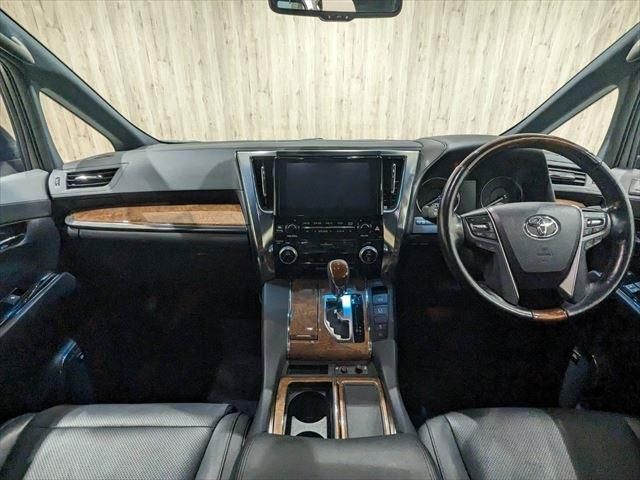 Toyota VELLFIRE 2016-10 193099-18