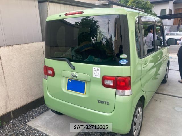 Daihatsu TANTO 2011-09 394522-2