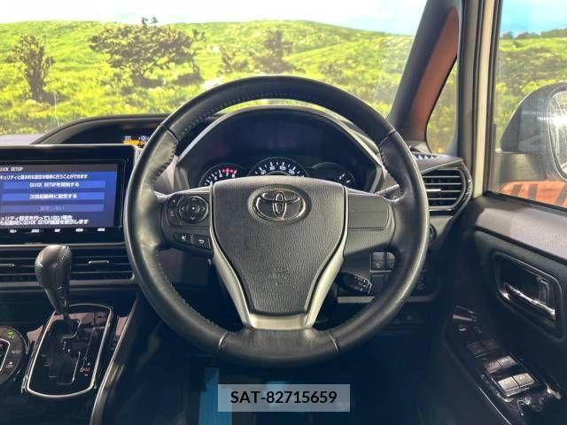 Toyota VOXY 2018-12 289286-11