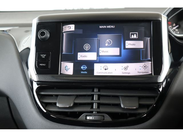 Peugeot 208 2012-11 196458-15