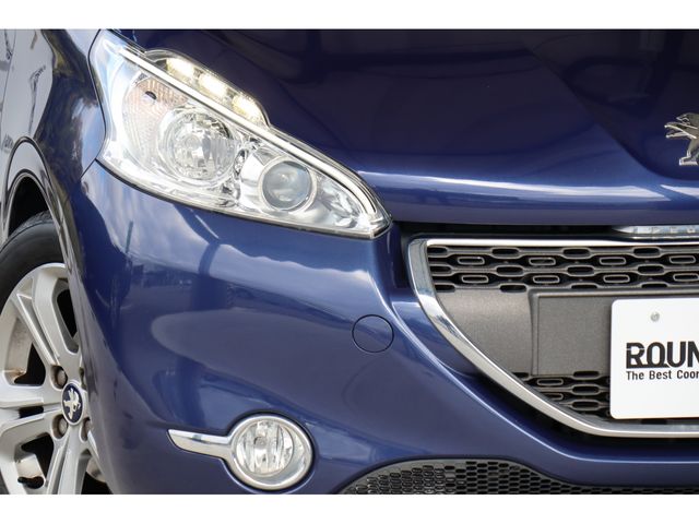 Peugeot 208 2012-11 196458-3