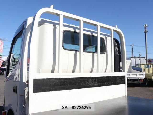 Hino DUTRO 2013-03 217416-16