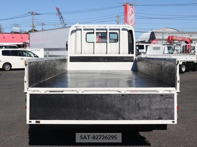 Hino DUTRO 2013-03 217416-8