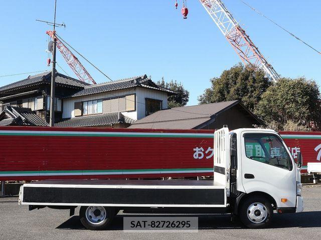 Hino DUTRO 2013-03 217416-12