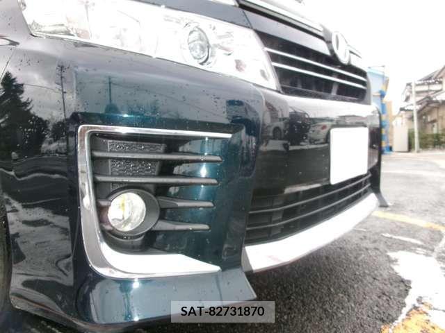 Toyota VOXY 2015-09 205255-19