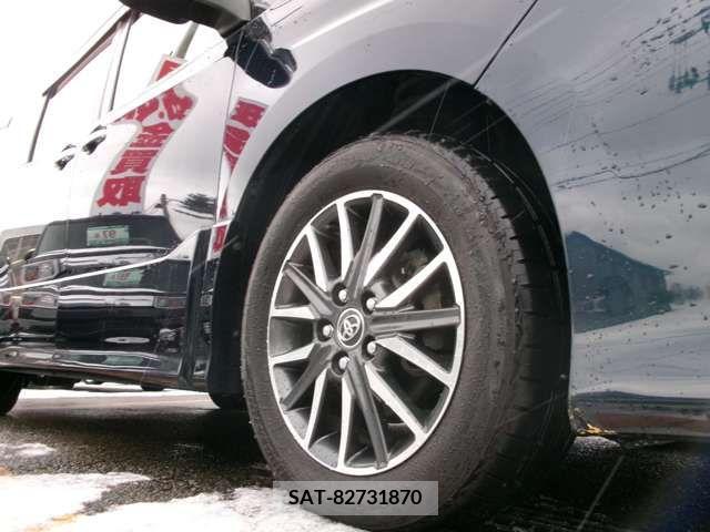 Toyota VOXY 2015-09 205255-15