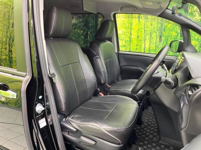Toyota VOXY 2014-12 11930-8
