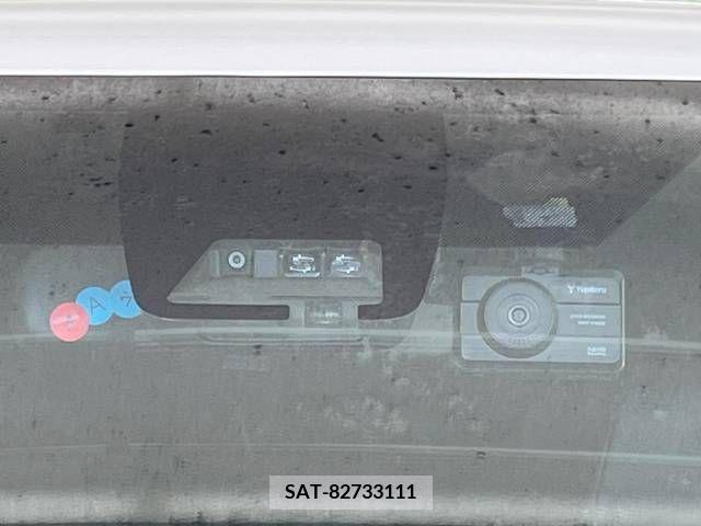 Toyota NOAH 2019-08 321637-4