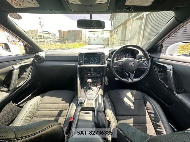 Nissan GT-R 2019-08 243902-17
