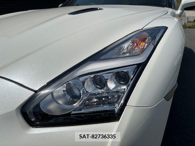 Nissan GT-R 2019-08 243902-8