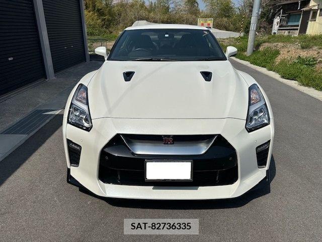 Nissan GT-R 2019-08 243902-1