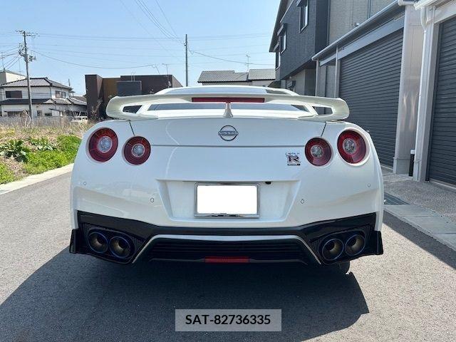 Nissan GT-R 2019-08 243902-5