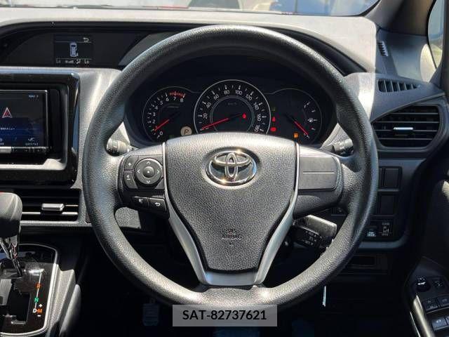 Toyota NOAH 2020-04 331148-13