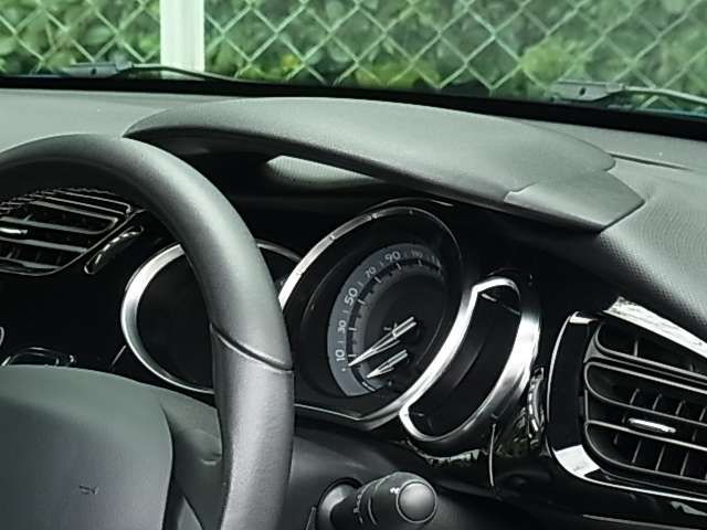 Citroen DS3 2016-07 14065-9